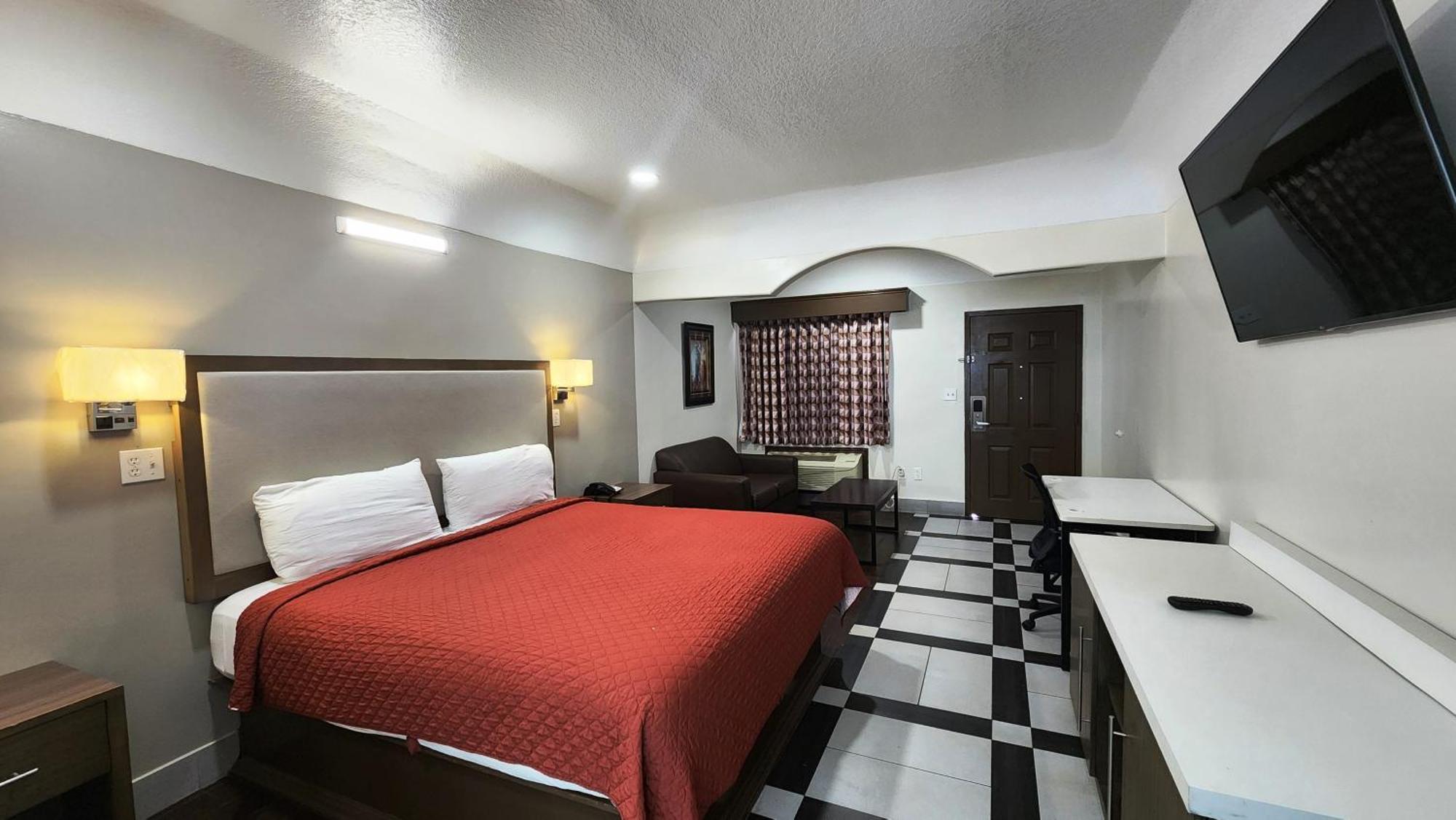 Scottish Inn & Suites Sam Houston Parkway المظهر الخارجي الصورة